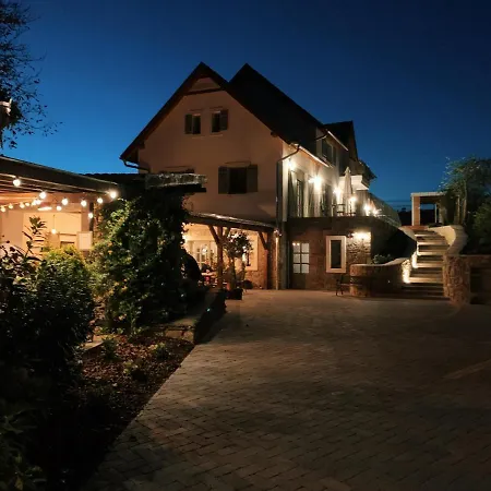 Rustic Chic Kapolcs